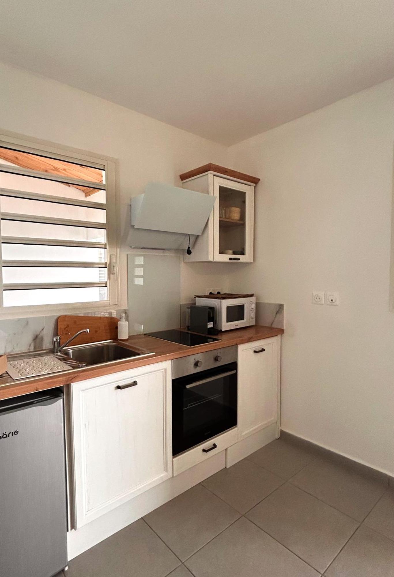 Logement Palmier Sainte-Rose Buitenkant foto
