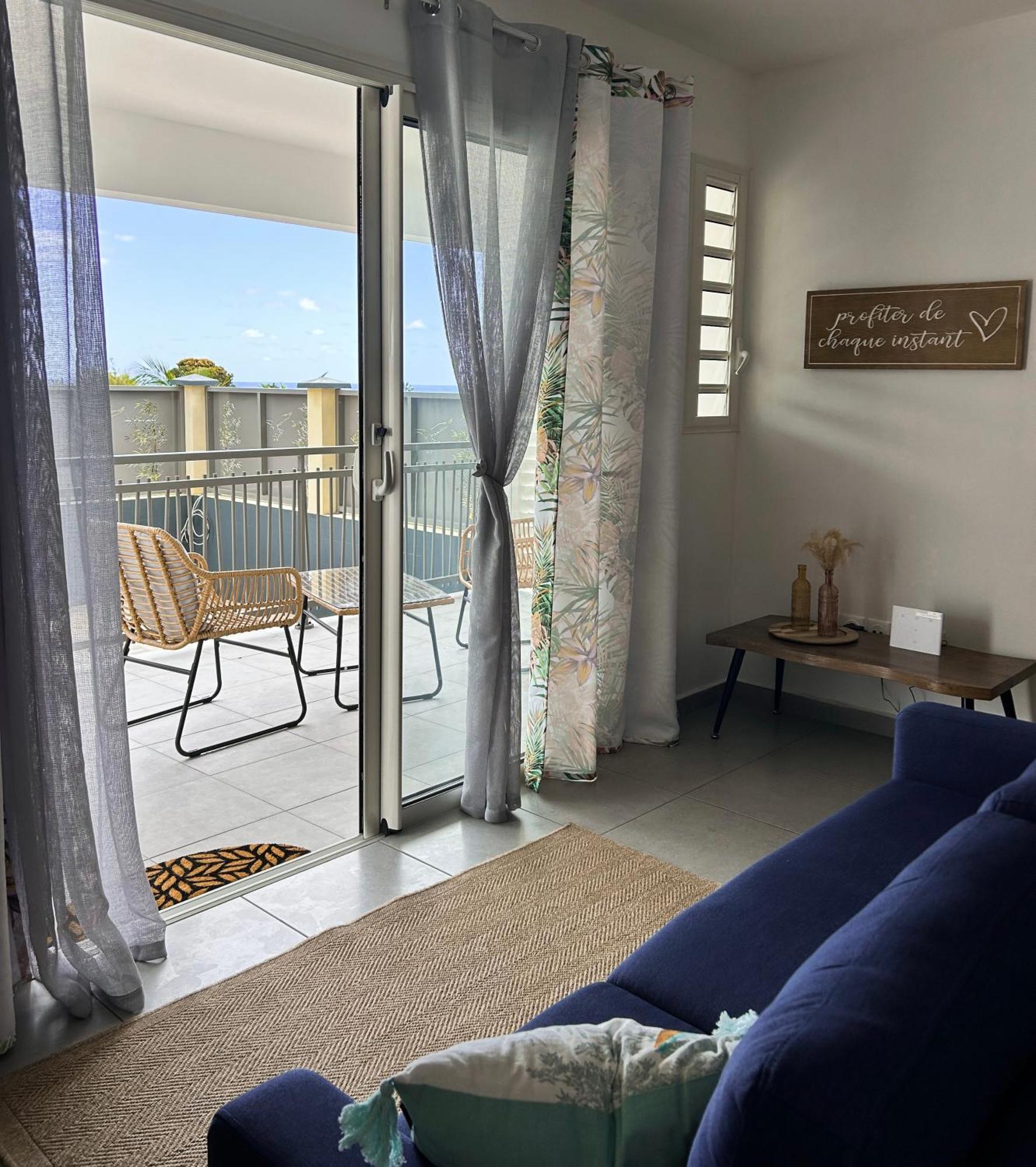 Logement Palmier Sainte-Rose Buitenkant foto